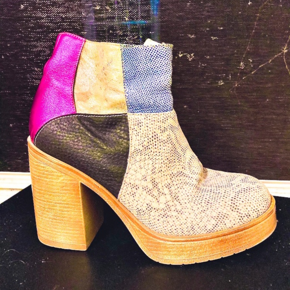 Ebarrito Made in Italy Leather Ankle Boots